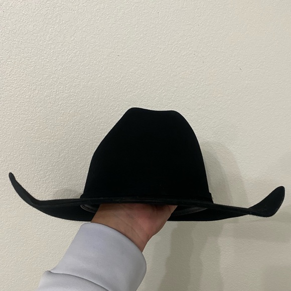 Resistol Cowboy Hat - Picture 2 of 4